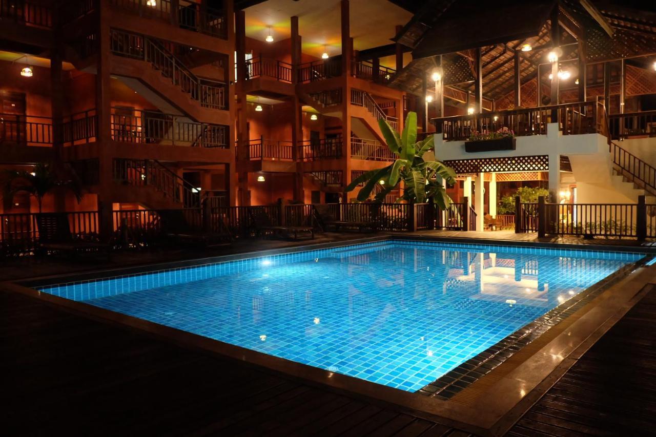 Rainforest Huahin Village Hotel Exterior photo
